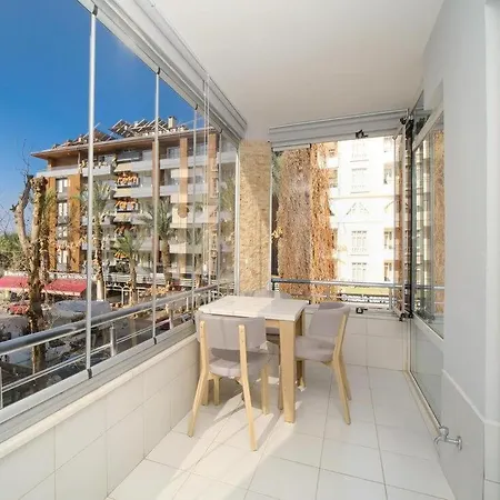 Cleopatra Beach 2 Bed *