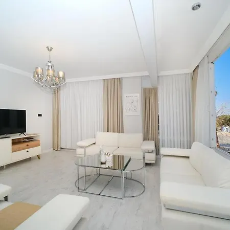 Cleopatra Beach 2 Bed Alanya